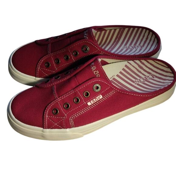 Toas EZ Soul Red Canvas Slip On Mule Sneakers Size 9 - Picture 4 of 16